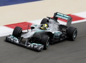 Пилоты Mercedes AMG стали быстрейшими в квалификации Формулы-1