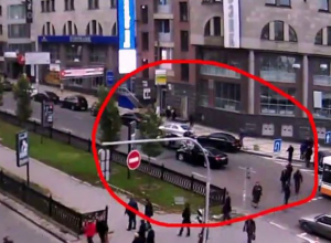 В Киеве водитель Опеля прыгал по машине обидчика (ВИДЕО)