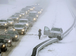 167 аварий за ночь — Киев поставил очередной зимний рекорд