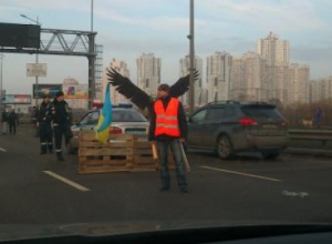 Въезды в Киев разблокированы. Активисты контролируют перемещение крупного транспорта