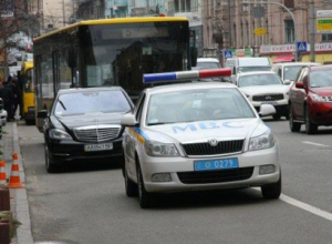 Проблему парковок в Киеве и Львове должна решать муниципальная милиция
