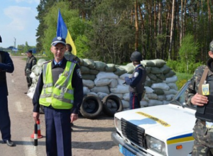 Автомобили, въезжающие в Киев, будут усиленно проверять