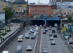 В Киеве ограничат движение на Набережном шоссе
