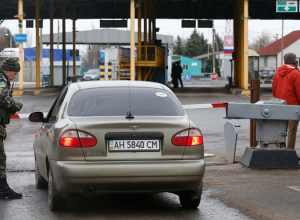 У автомобилистов с украинскими номерами в России потребуют таможенные документы