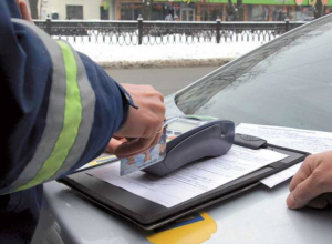 В Киеве сотрудников ГАИ оснастят платежными терминалами для оплаты штрафов