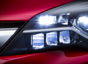 У нового Opel Astra будут светодиодные матричные фары