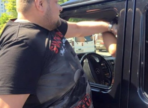 В Одессе нардеп Мосийчук ударил водителя «за хамство»