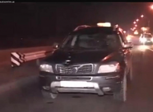 Автомобиль экс-мера Киева опять сбил человека (+ Видео)
