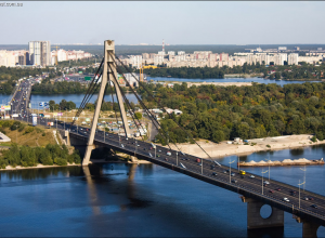 На выходных в Киеве перекроют мосты