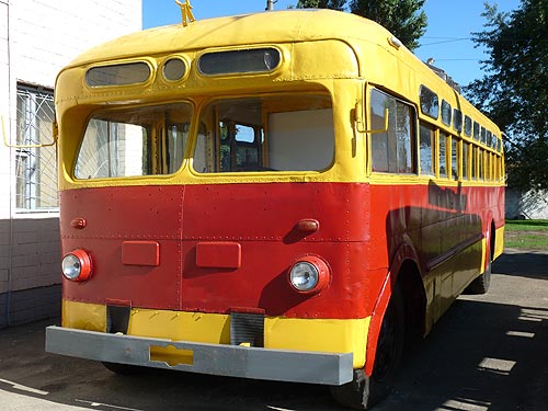 троллейбус МТБ-82Д