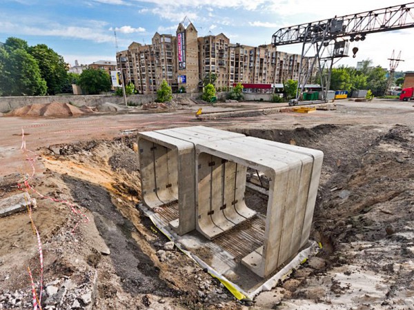 Строительство метро на Троещину неоднократно откладывалось
