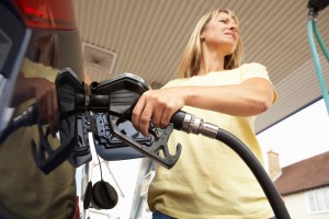 Прогноз: Бензин подешевеет до конца месяца