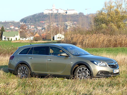 Opel_Insignia_29.jpg