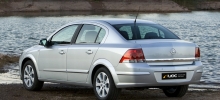 Opel ASTRA H Sedan