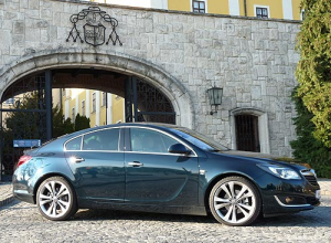 Тест-драйв Opel Insignia New. Обновления, которых не ждали