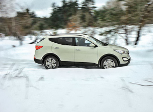 Автомобиль года в Украине 2013: лучшим кросовером назван Hyundai Santa Fe