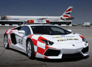 Суперкар Lamborghini поступил на службу в аэропорт