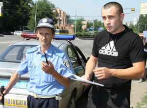 В Донецке неизвестные жестоко избили активиста Дорожного контроля