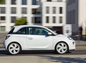 Мировая премьера на Франкфуртском автосалоне Opel ADAM Black Link и White Link