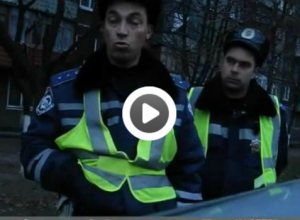 Донбасский гаишник: Нет никаких граждан Украины! (ВИДЕО)