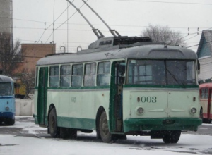 Старые троллейбусы затопят возле Ялты