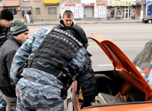 В Киеве усиливаются проверки на дорогах