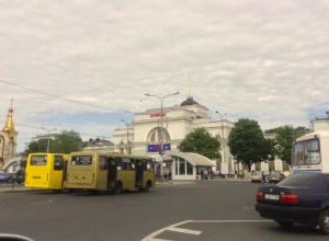 Авто для АТО. Транспорт украинцев могут призвать на службу