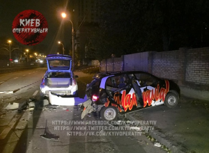 В Киеве сын нардепа разбил авто полиции