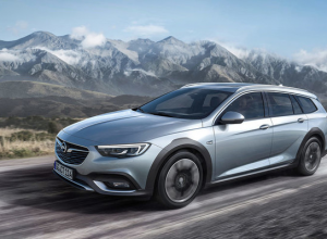 Новый Opel Insignia получил вседорожную версию