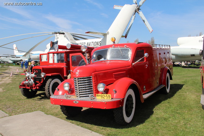 Old Car Fest 2015 в Киеве бьет рекорды