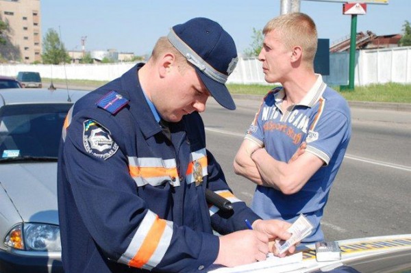 Штрафы за нарушения ПДД снова предлагают поднять